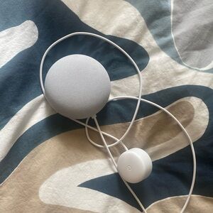 Google Nest Mini Smart Speaker - Light Gray